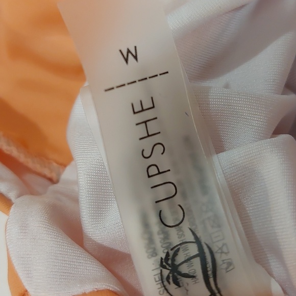 Cupshe One Piece Vintage Style Bathing Suit - Picture 4 of 5